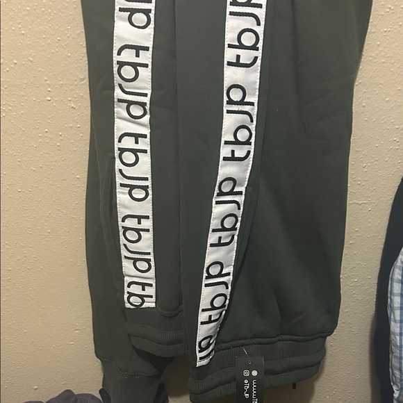 TBJP Olive Jogger Pants - Picture 1 of 1